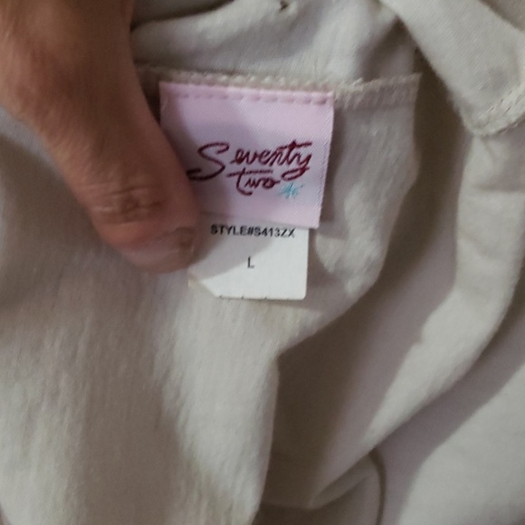 Shirt - Picture 3 of 3